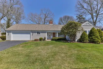56 Fairwood Rd 1