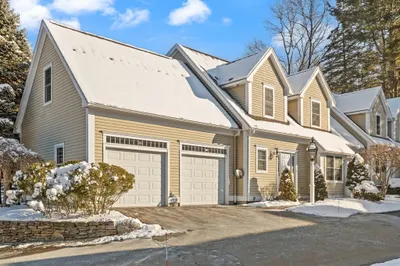 725 Boston Post Rd #12 1