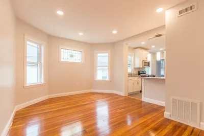 28 Hunnewell Avenue #1