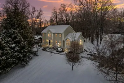 4 Barberry Ln 1