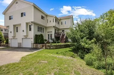 449 America Blvd #67C 1