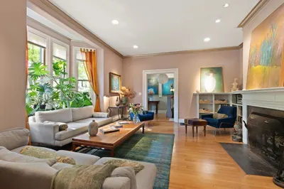 32 Hawthorn St #1 1