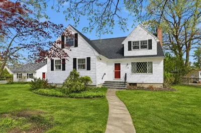 3 Linden St 1