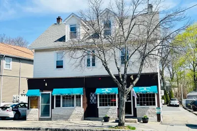 56-58 Lexington St #56