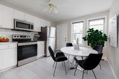 15 Aspinwall Ave #4 1