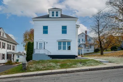 7 School St
