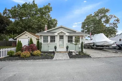 77 Circuit Ave 1