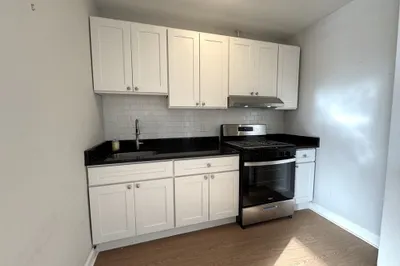 333 Broadway #24