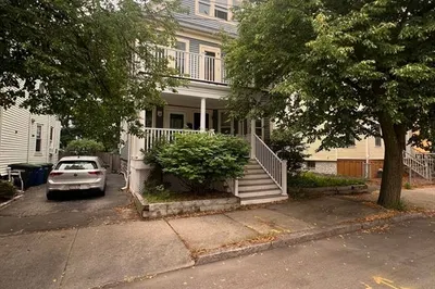 83 Lexington Avenue #83