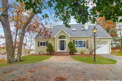 1350 Santuit-newtown Rd 1