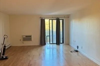 1321 Worcester Road #510 1