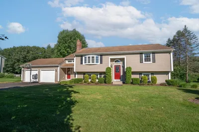 47 Deer Run Road 1