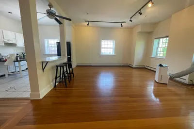 19 Court St #3A