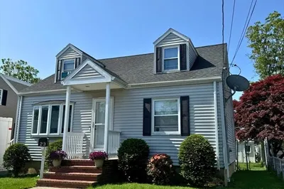 23 Sewall St