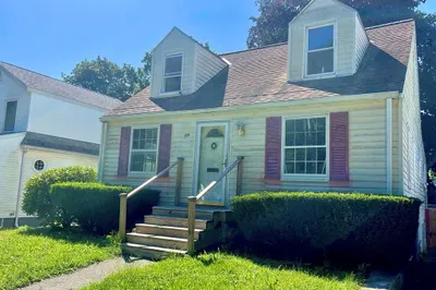 956 Highland Ave