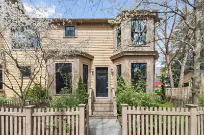 17 Perry St #3