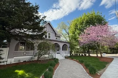 16 Russell Avenue 1