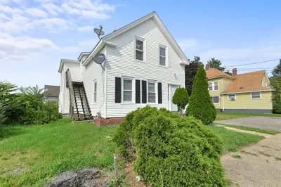 16 Laurel Street 1