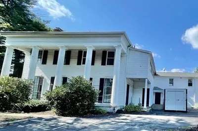 56 Main St 1