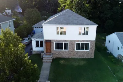 66 Aetna St
