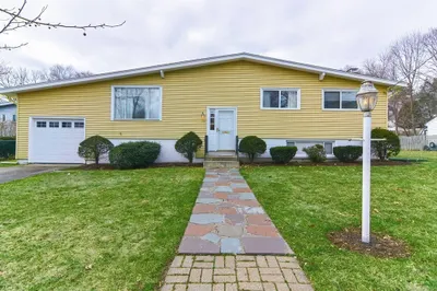 112 Harding Street 1