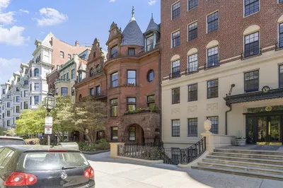 178 Commonwealth Ave #PH 1