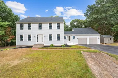 32 Longwood Cir 1