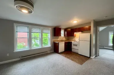 17 Sanborn StrEEt #E