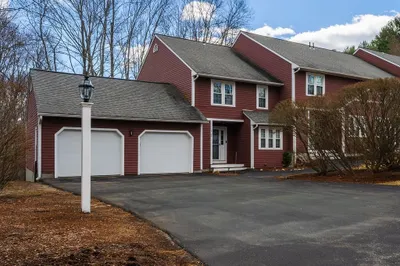 8 Laurelwood Dr #8 1