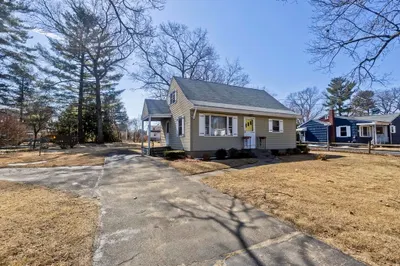 20 Southgate Ave