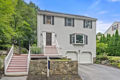 137 Woodland Road 1