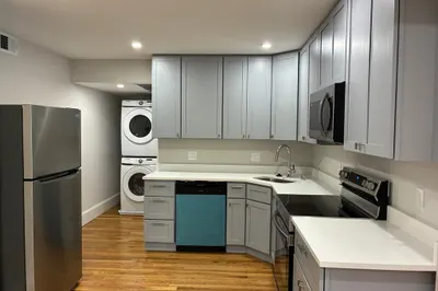 11 Romsey St #2