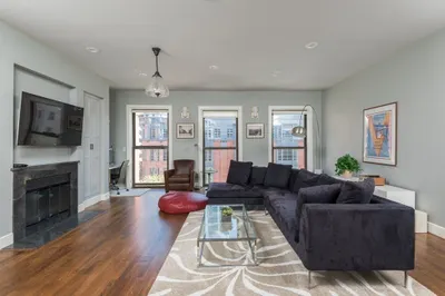 201 Newbury St #304 1