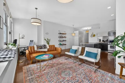 88 Kingston Street #6C