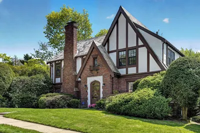 16 Lancaster Rd 1