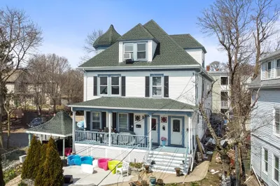 126-128 Beacon Hill Ave #128