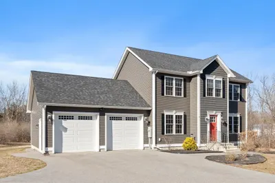 4 Brooks Road 1
