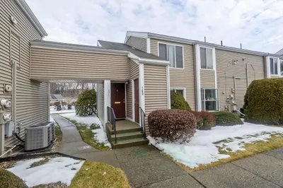 169 Nassau Dr #169