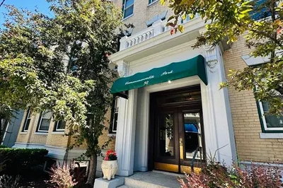 92 Gordon St #203