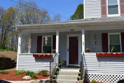114 Waverly Street #2 1