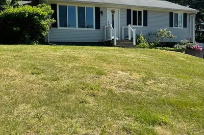 27 Summit Dr