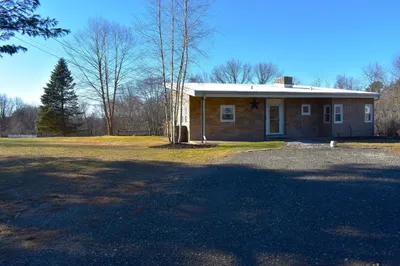 95 Cold Hill Rd 1