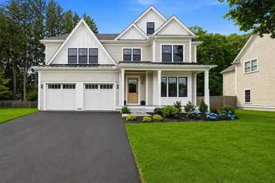 17 Whiting Way 1
