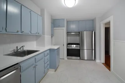 110 Webster St #110 1