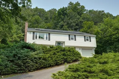 49 Summer Hill Rd