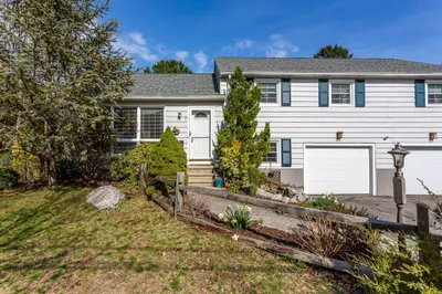 2 Meadow Brook Rd