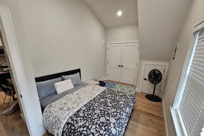 9 Everett St #6 1