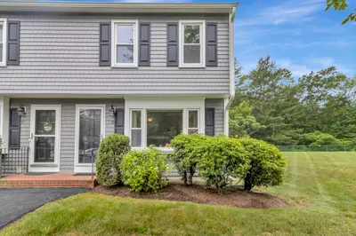 18 Sharron Drive #18