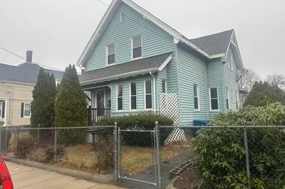 607 Howard St #1