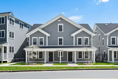 89a Bridge Street #1 1